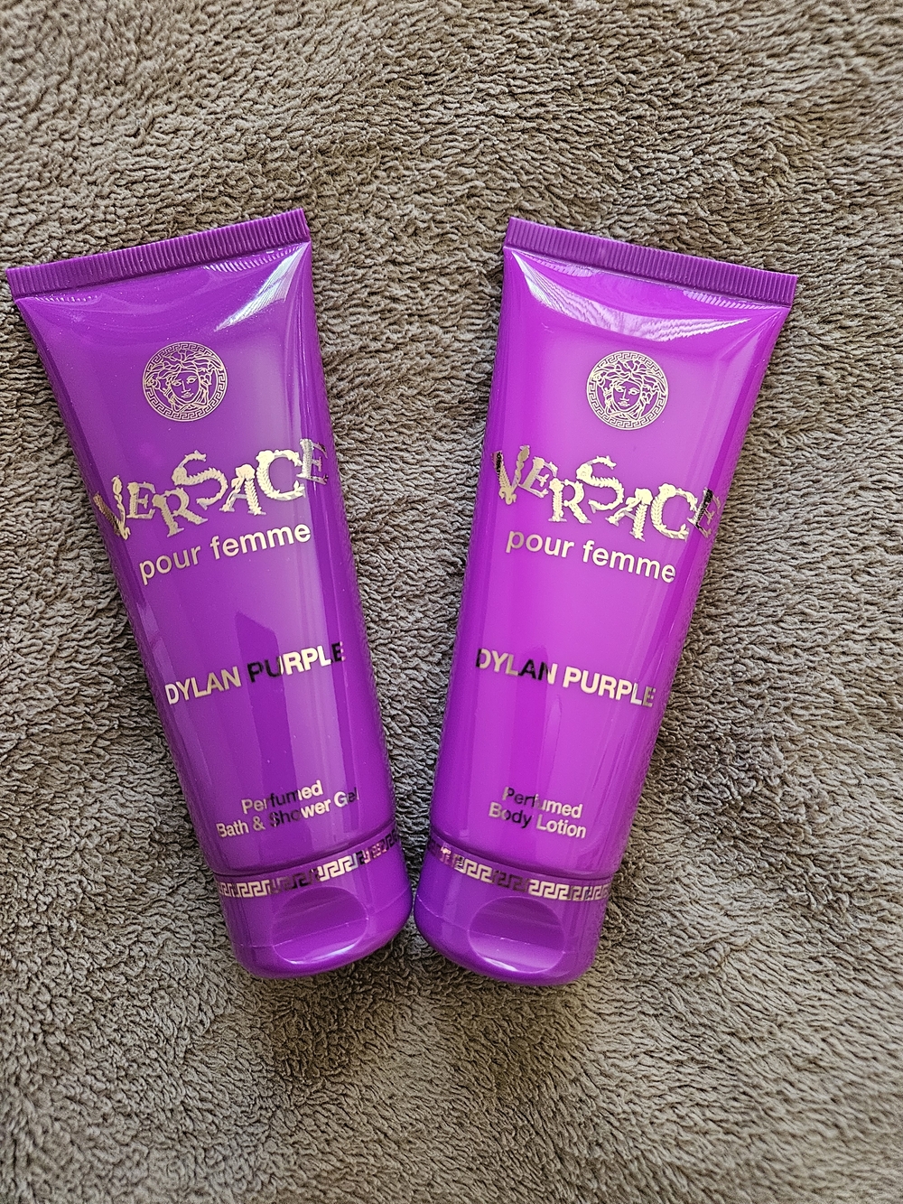 Versace Dylan Purple Perfumed Body Lotion & Bath Gel Set